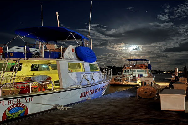 JDC-Boats-at-Night